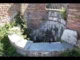 06308 ostia - regio iii - insula ix - domus dei dioscuri (iii,ix,1) - frigidarium - raum o - becken.jpg